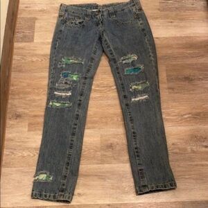 DISTRESSED Patched Straight leg Jeans